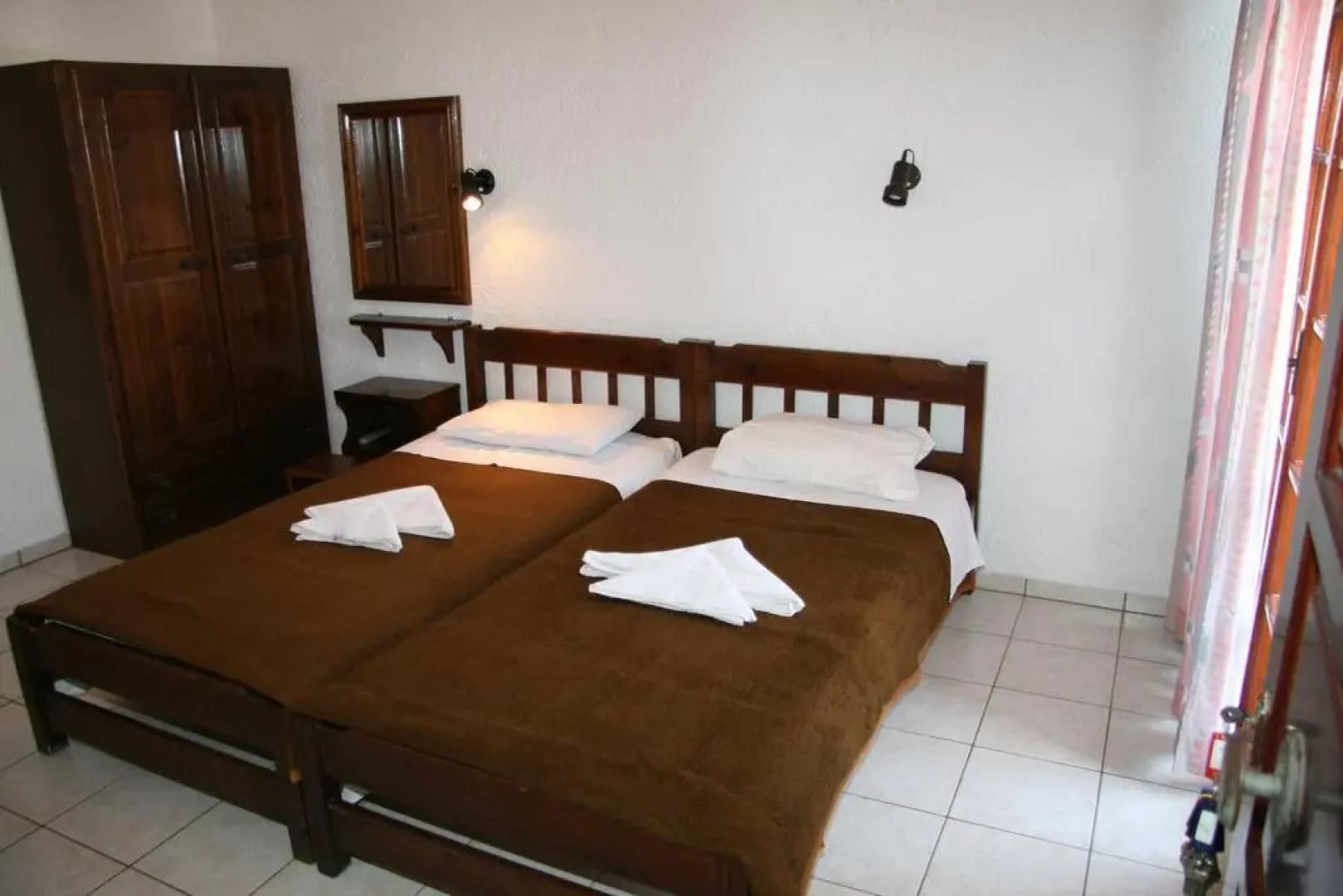 Thania Seaside Smotel - Adults Only