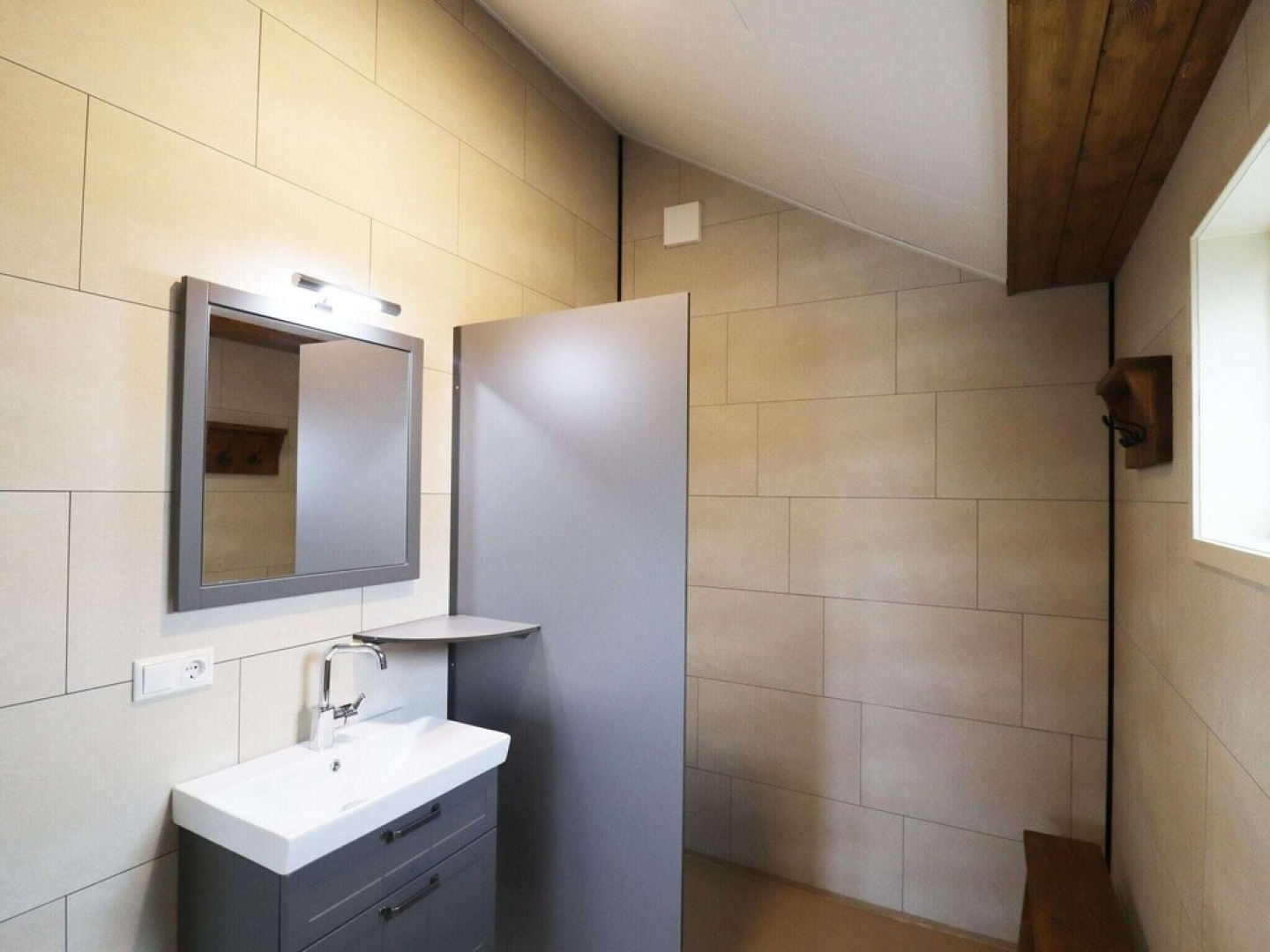 Tiny House, Romantic in the Middle of Nature