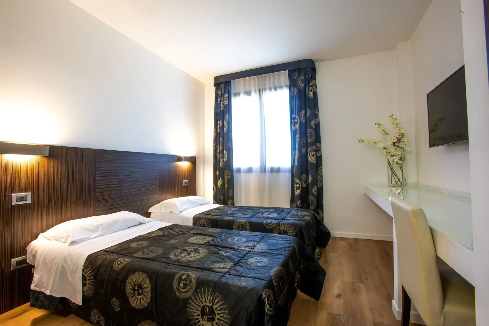 Matrix Hotel & Residence