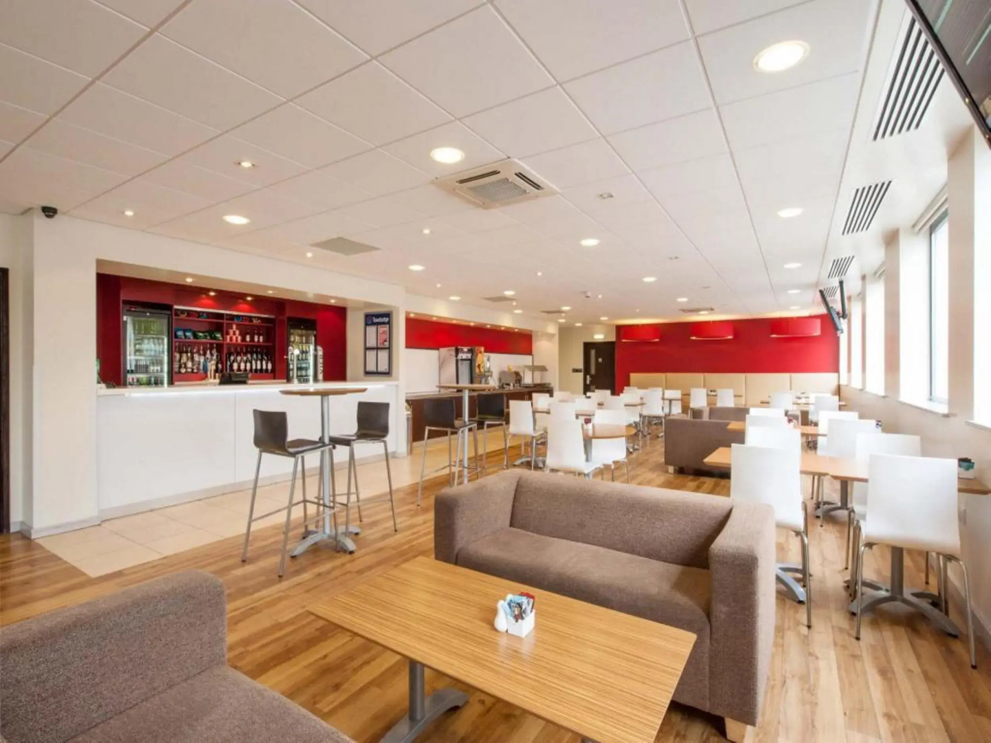 Travelodge Woking Central