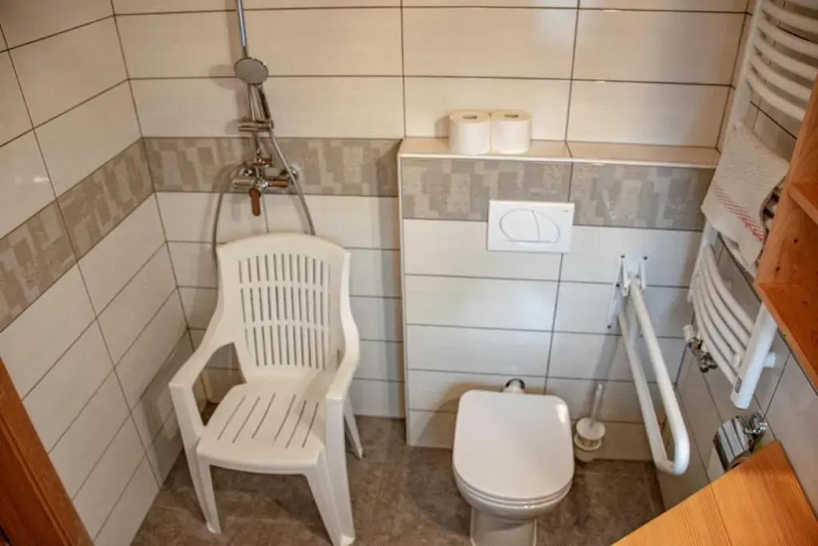 youth hostel arsviva