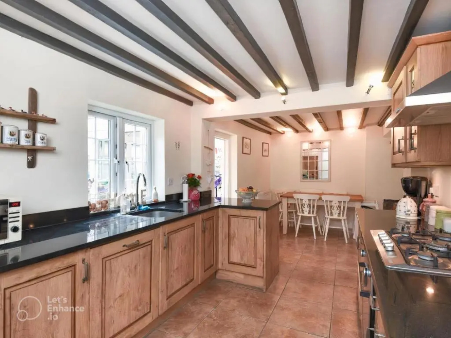 Private Bedrooms in Quaint Oxfordshire Village Cottage