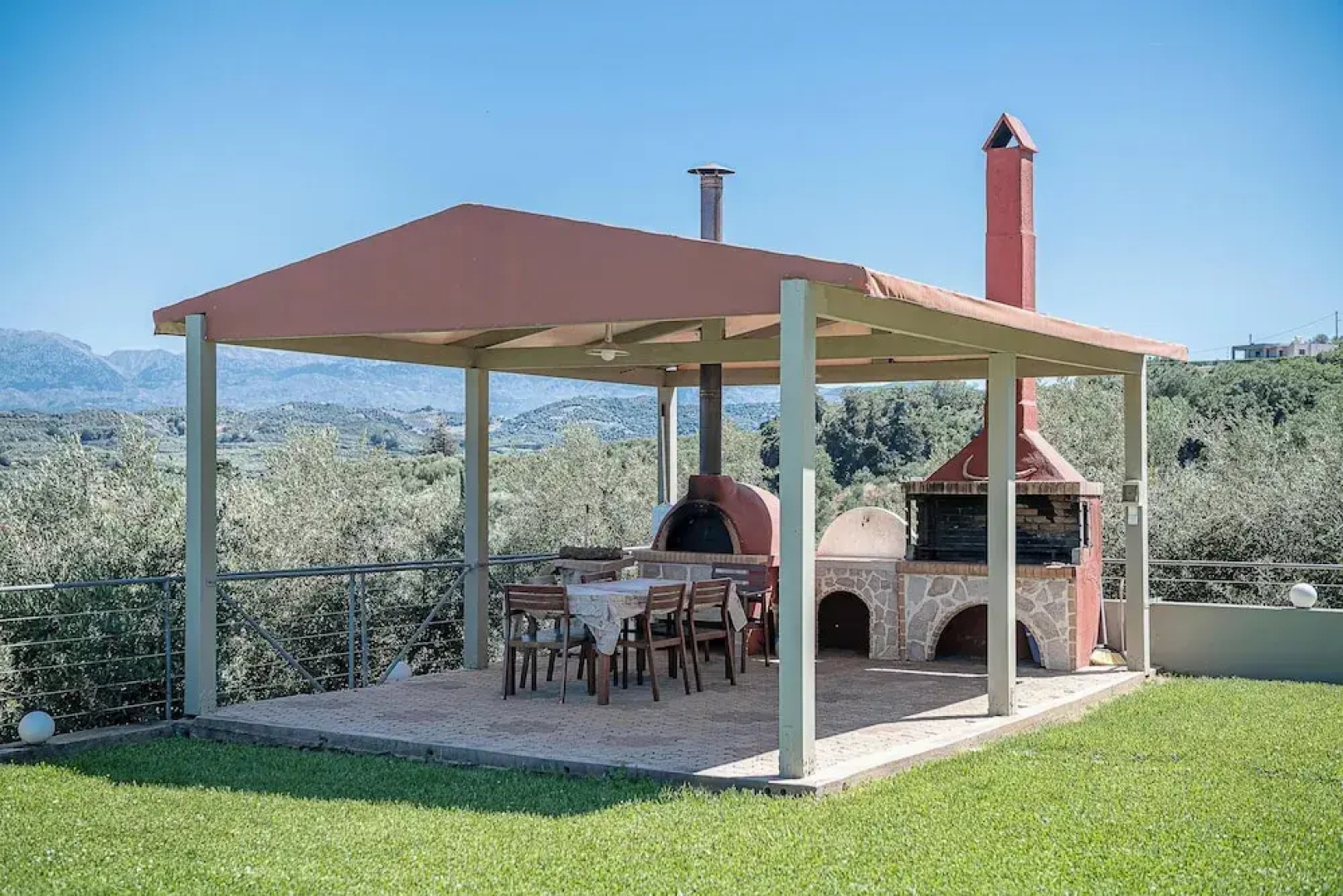 Villa Athinais
