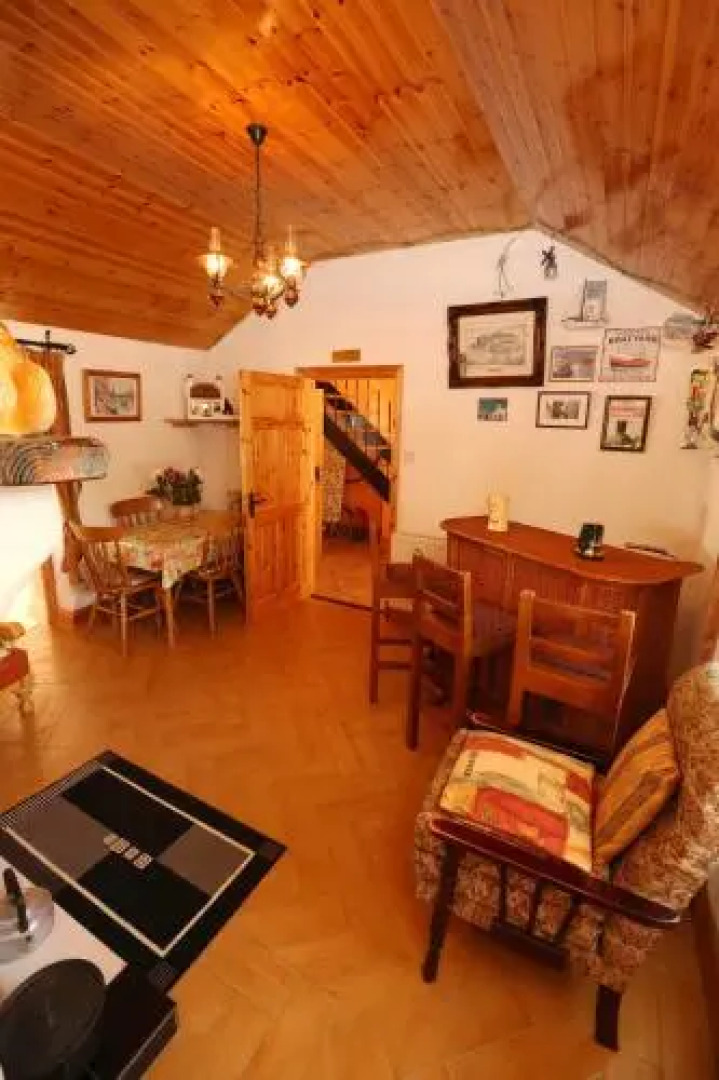 Beezies Self Catering Cottages