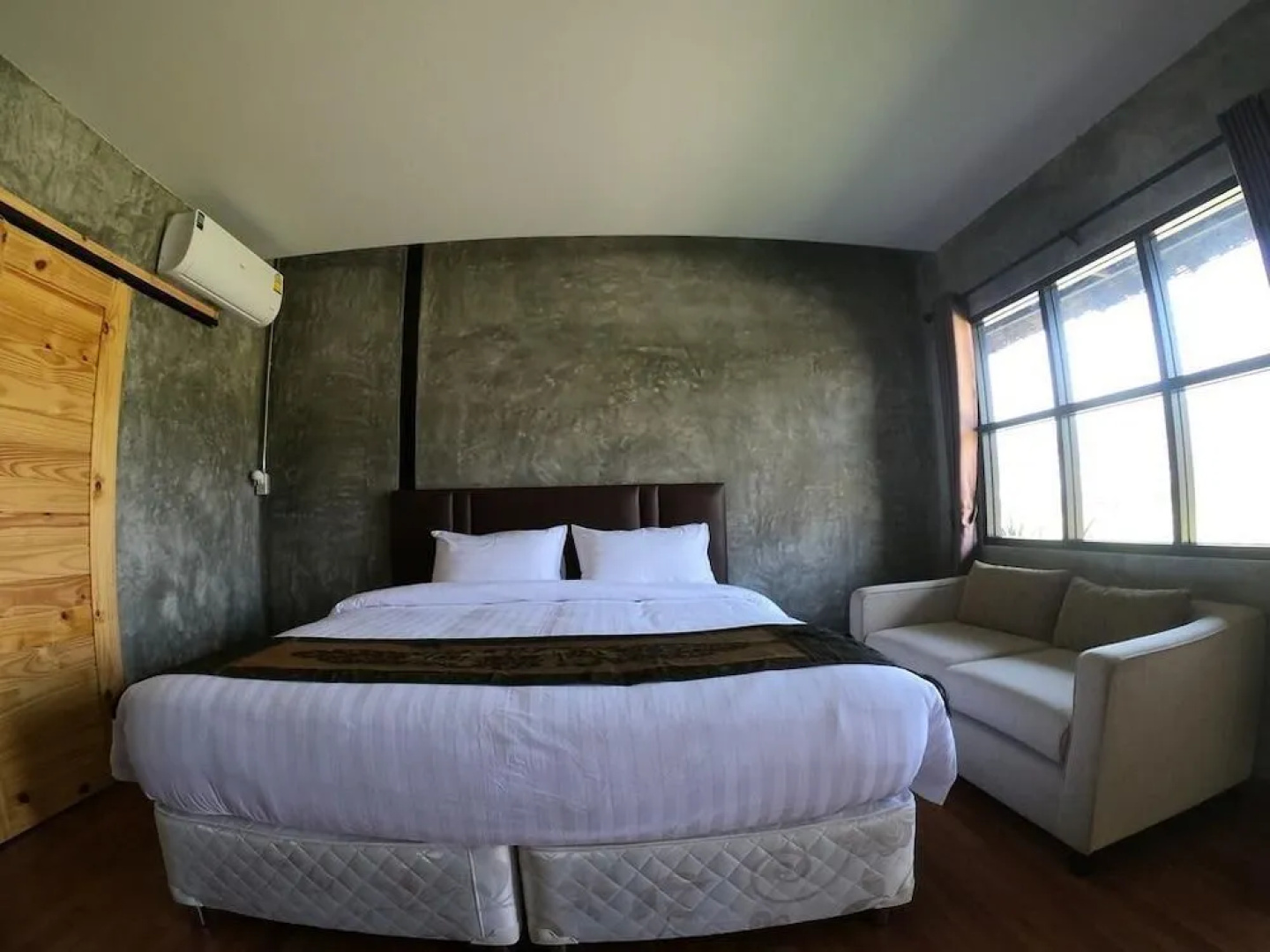 Naga Tara Resort