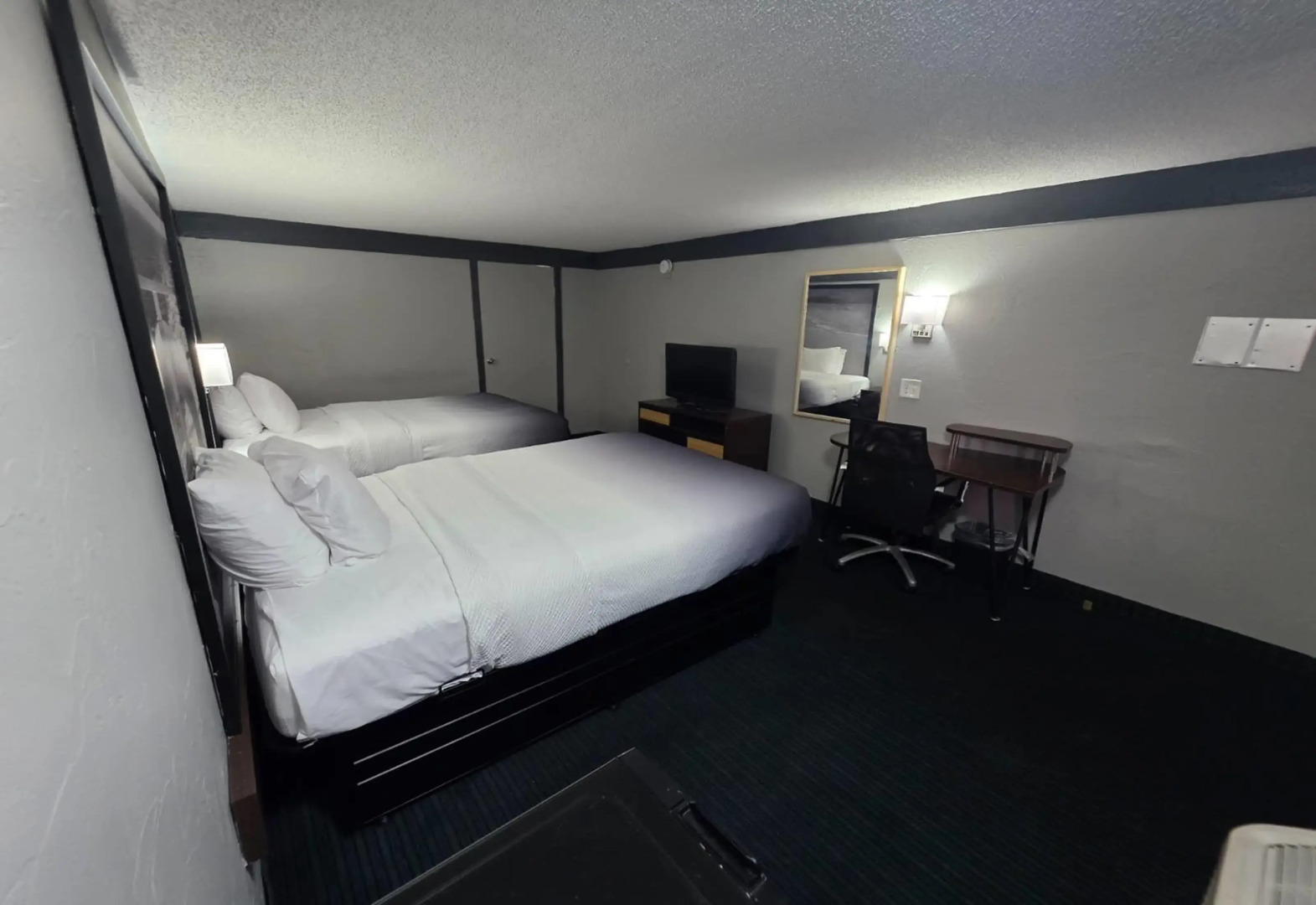 Super 8 by Wyndham Lantana West Palm Beach