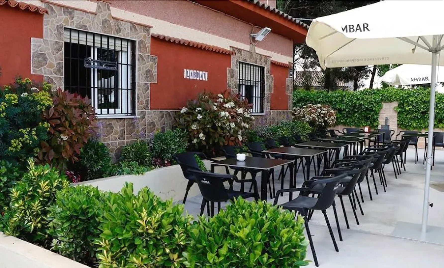 Hostal Restaurante Labrat