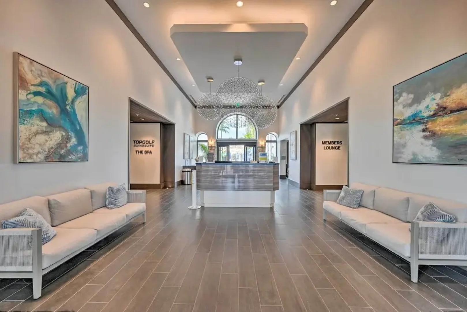 Luxe Naples Bay Resort Condo: Near Fifth Ave!