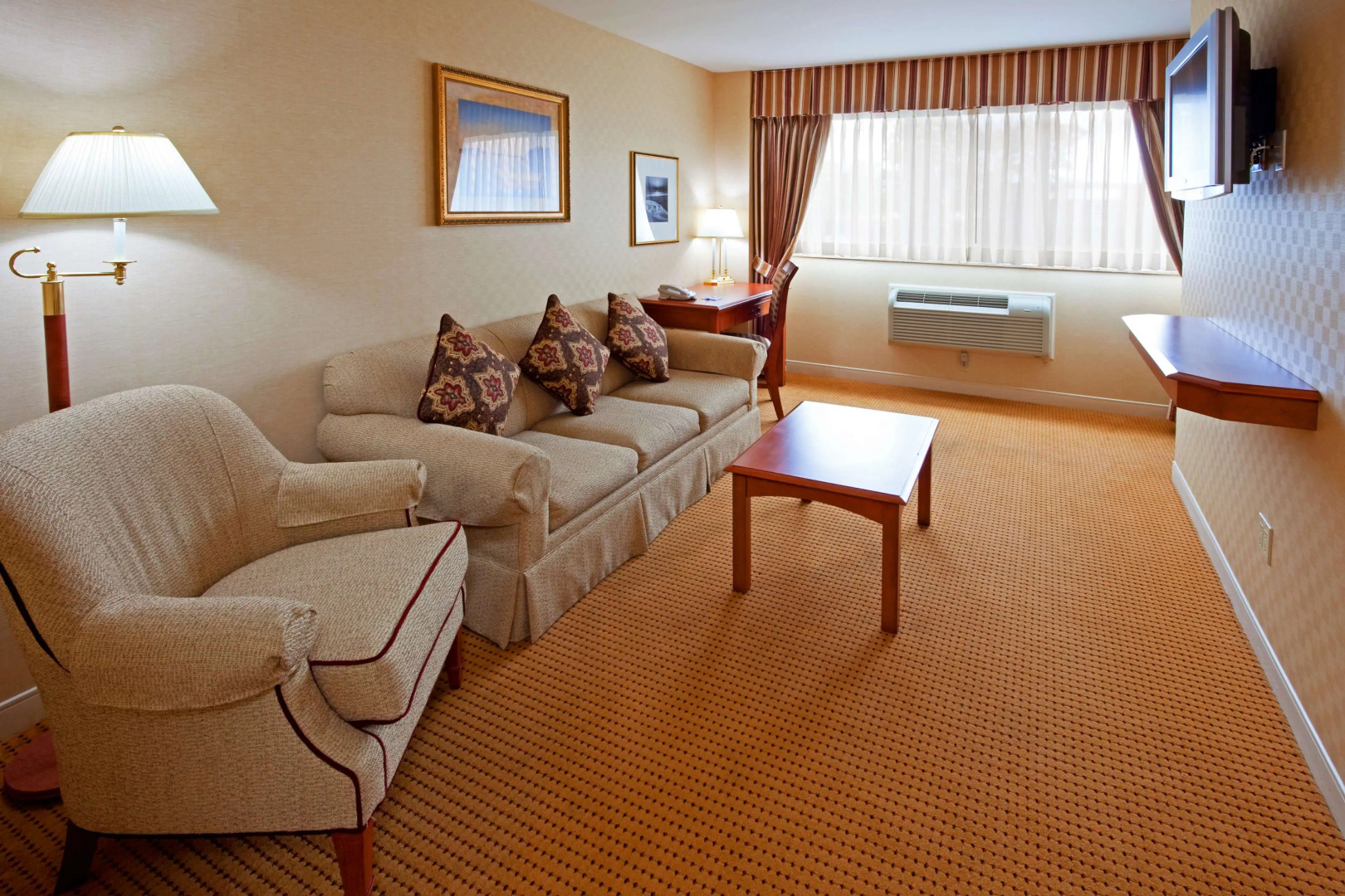 Rockville Centre Hotel - JFK Airport