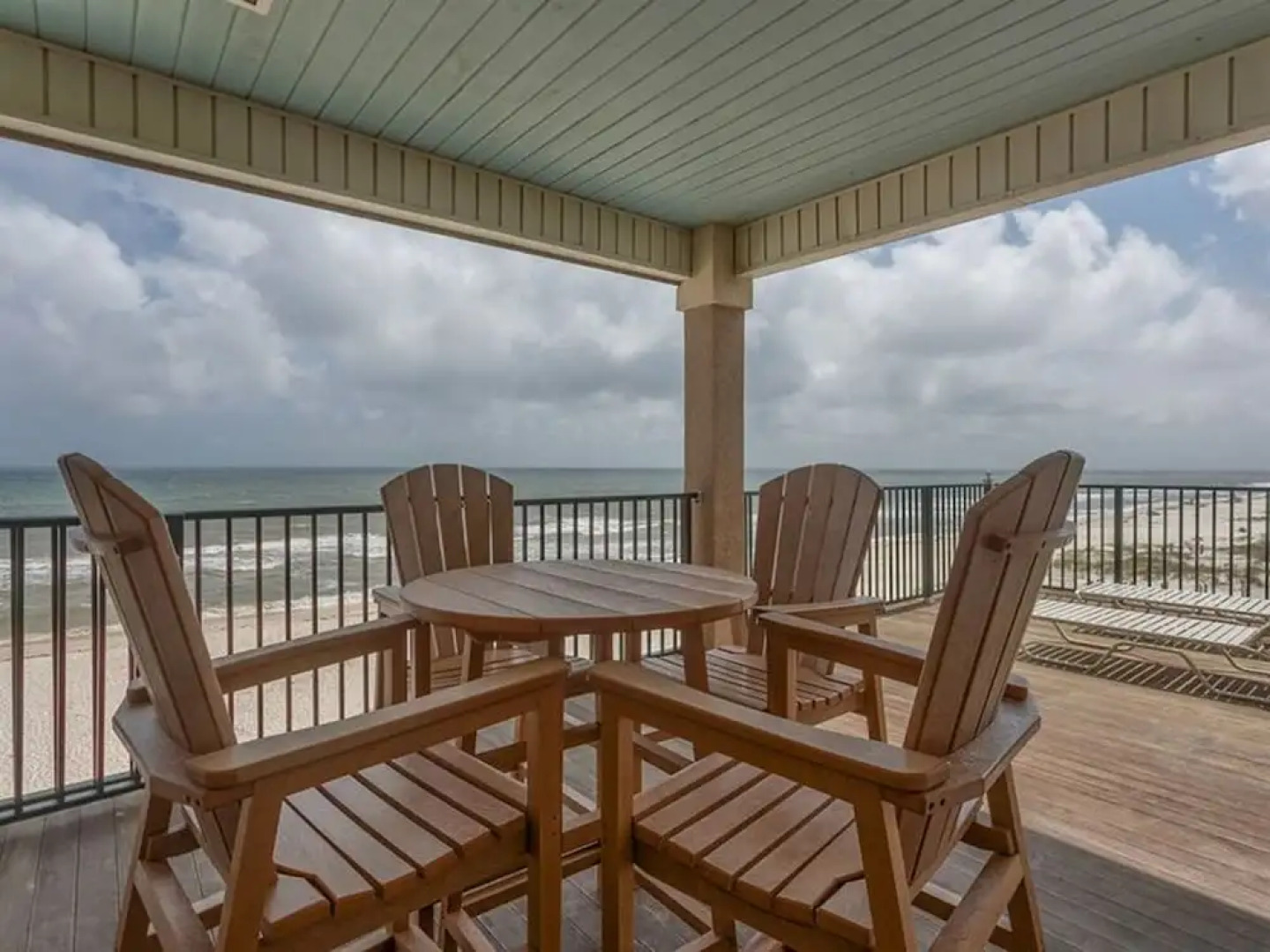 Beach Estate West by Meyer Vacation Rentals