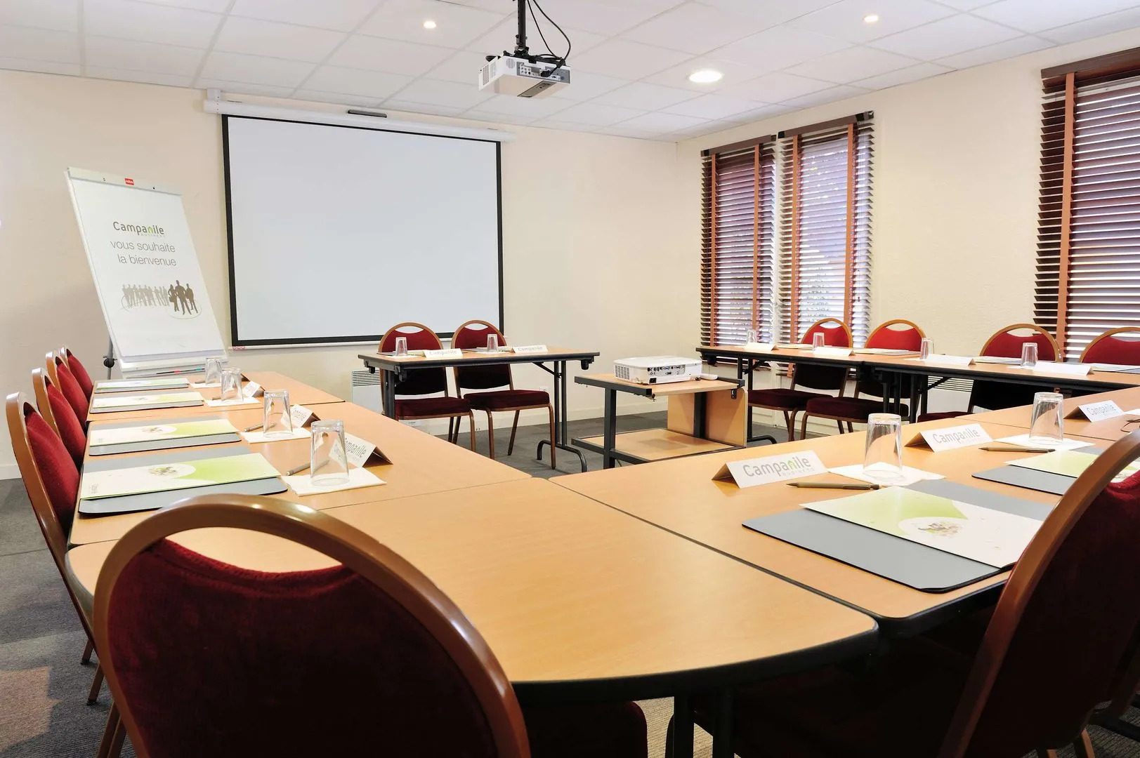 Hôtel Campanile Clermont-Ferrand Sud - Aubière