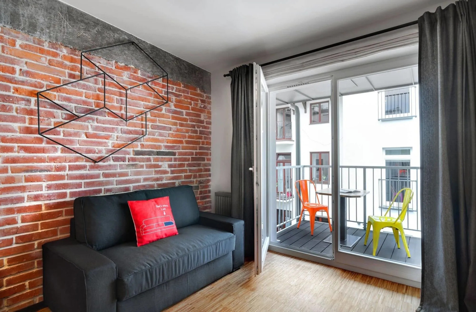 Well Well Aparthotel