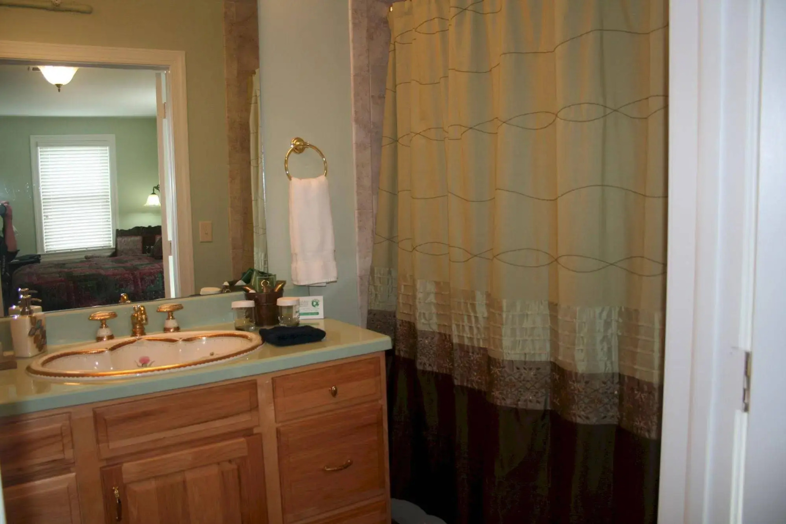 The Swope Manor Bed & Breakfast