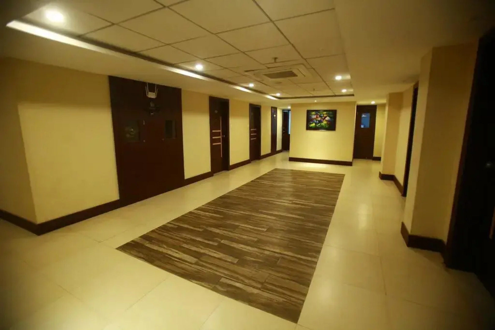 OYO Premium Chaupasni First Puliya