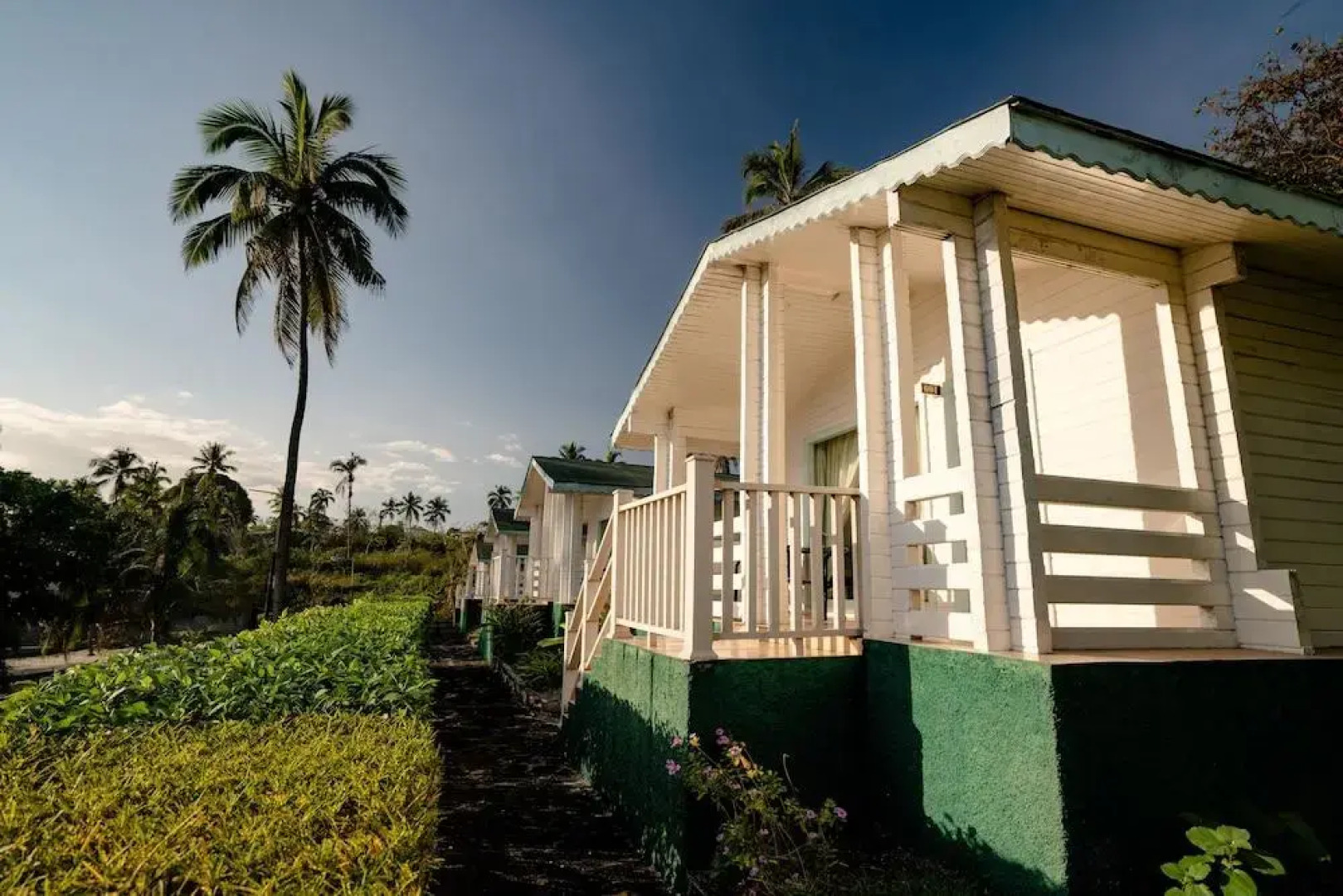 Cristal Itsandra Beach Hotel