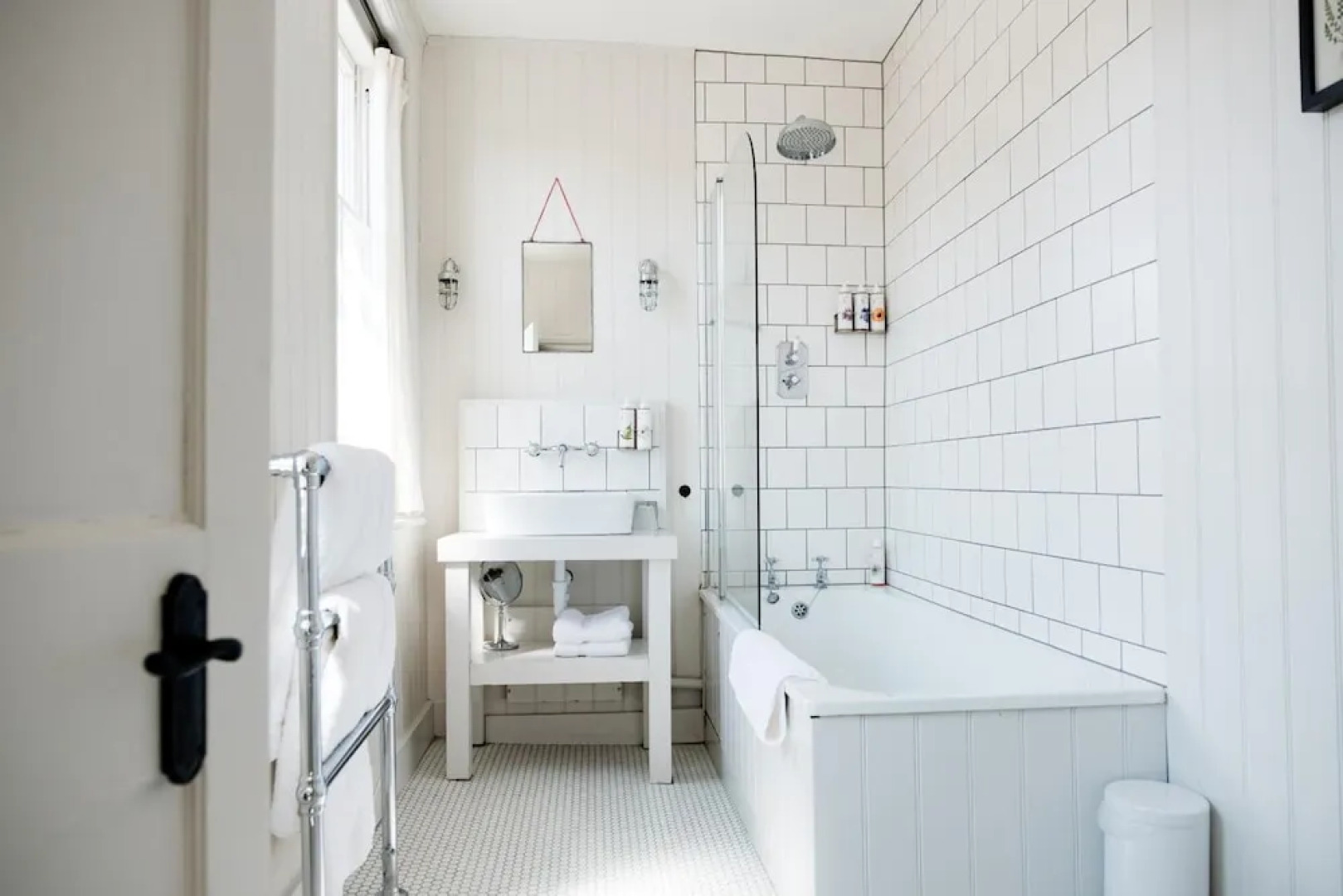 Bel & The Dragon Kingsclere