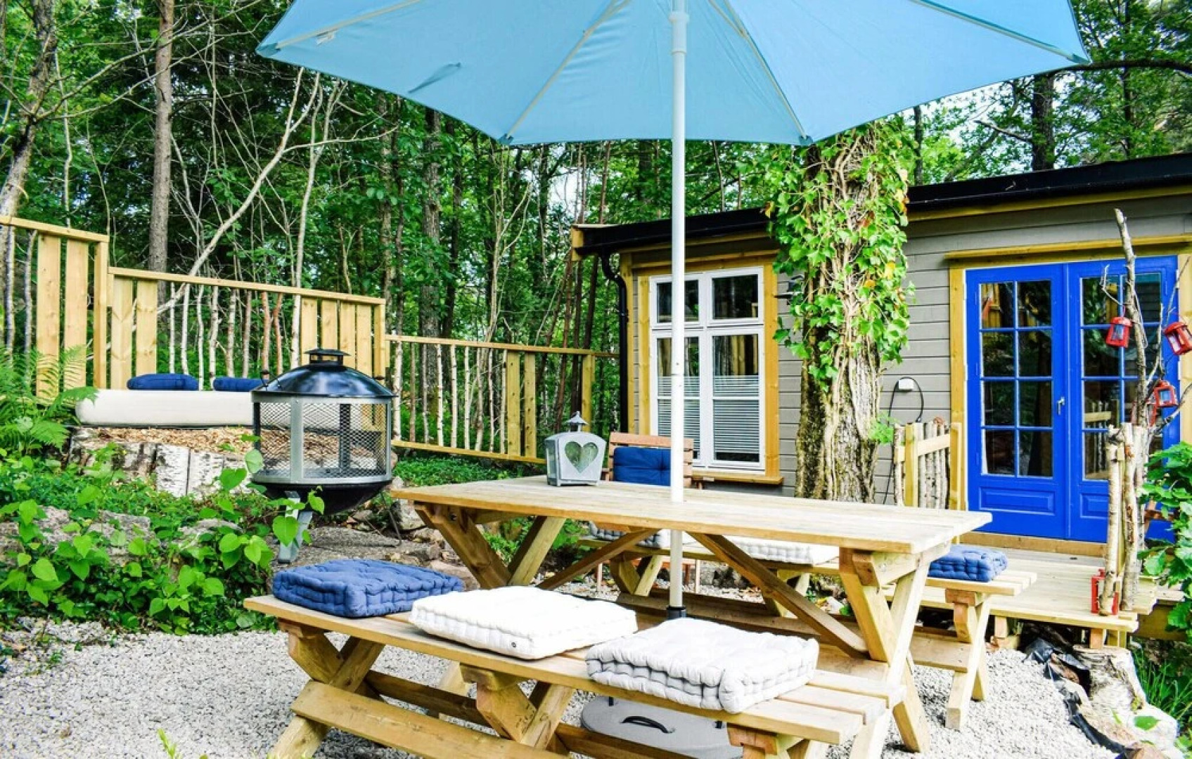 The Woodpecker Cottage Tree