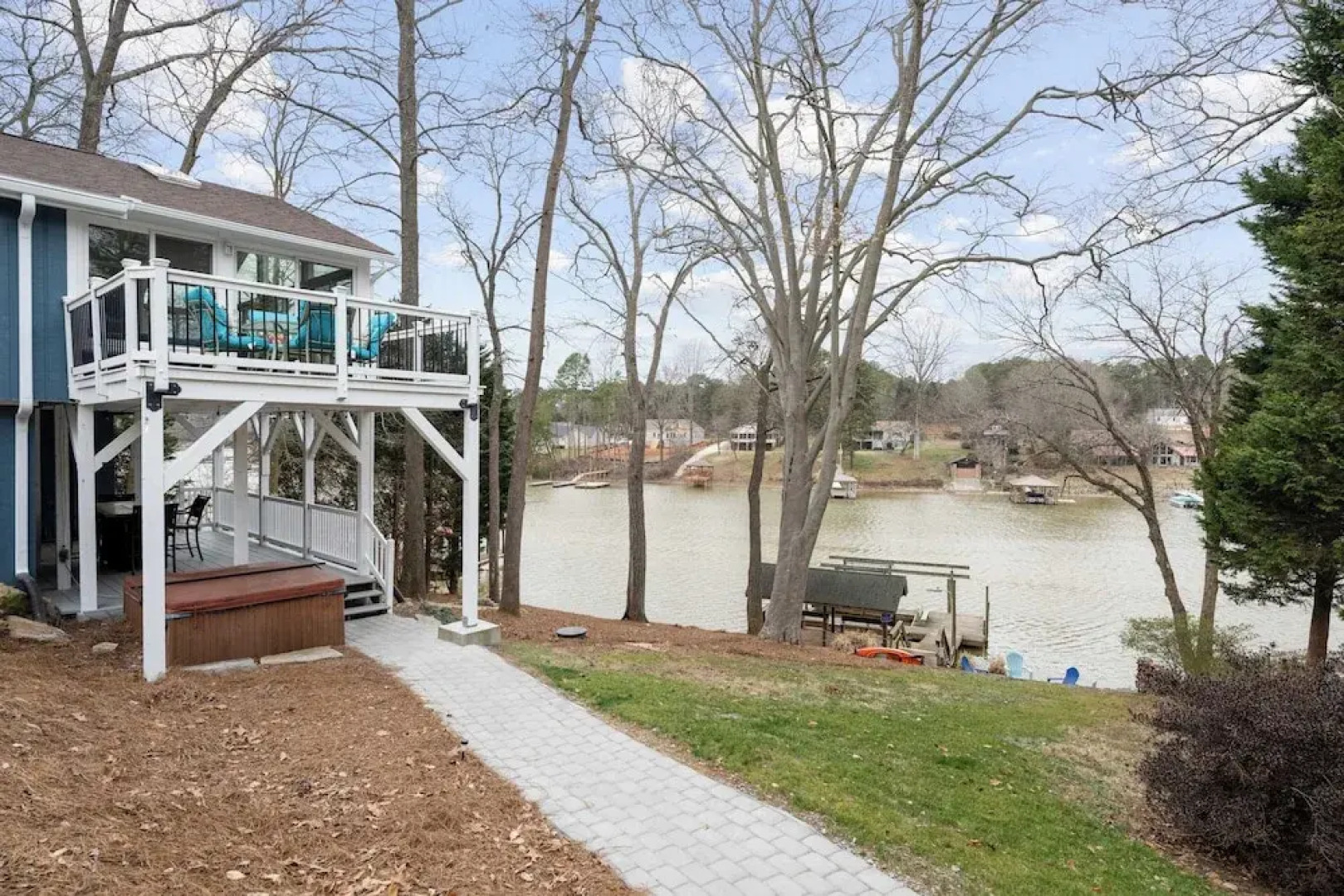 Tree Top Get Away by Avantstay Amazing Lake View