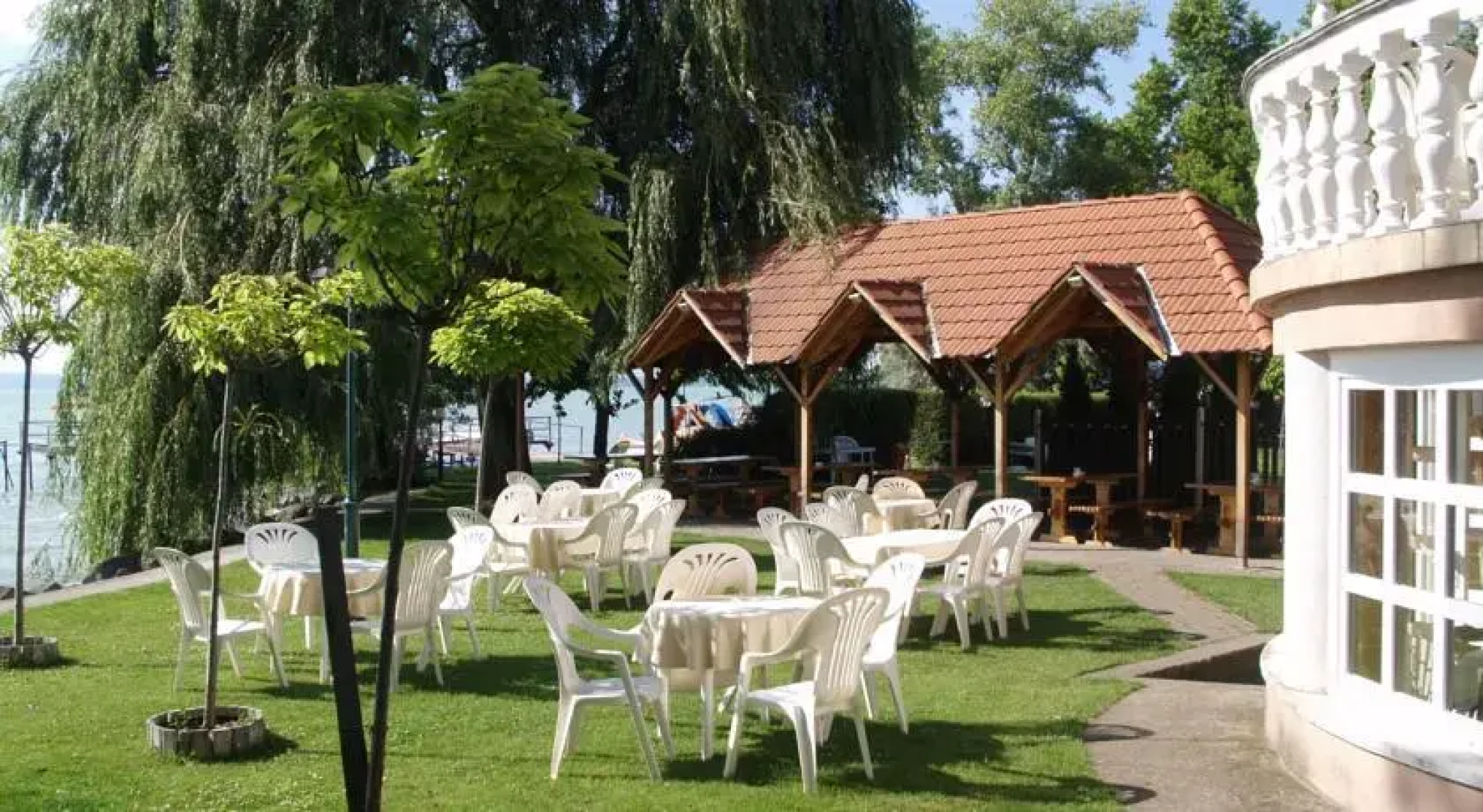 Aranyhid Üdülö