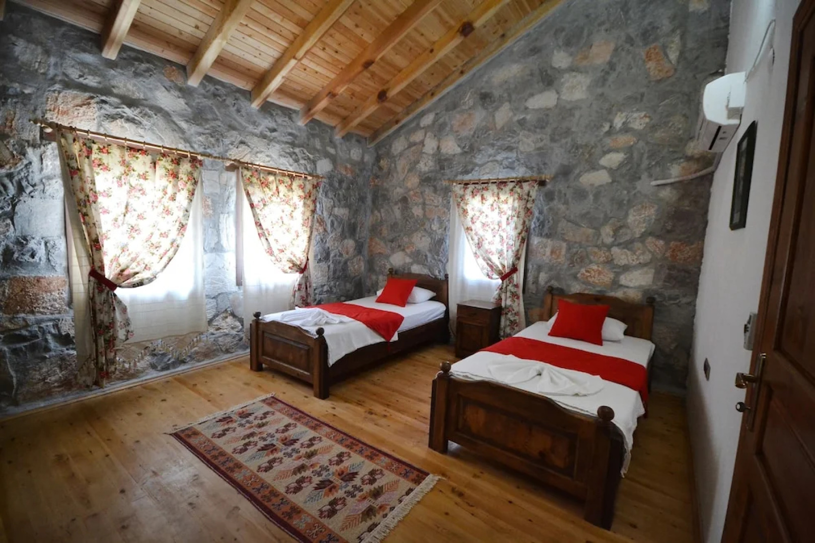 KAY2600 Villa Ferah2 3 Bedrooms