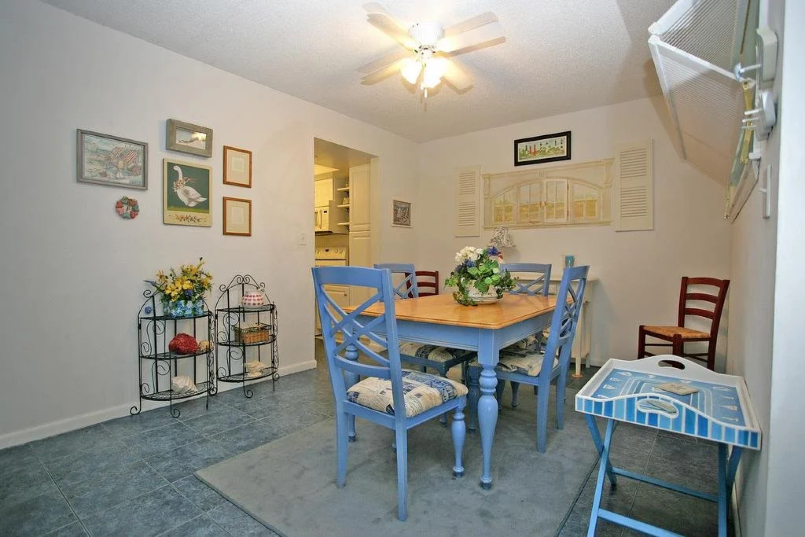 Quail Hollow Condominium