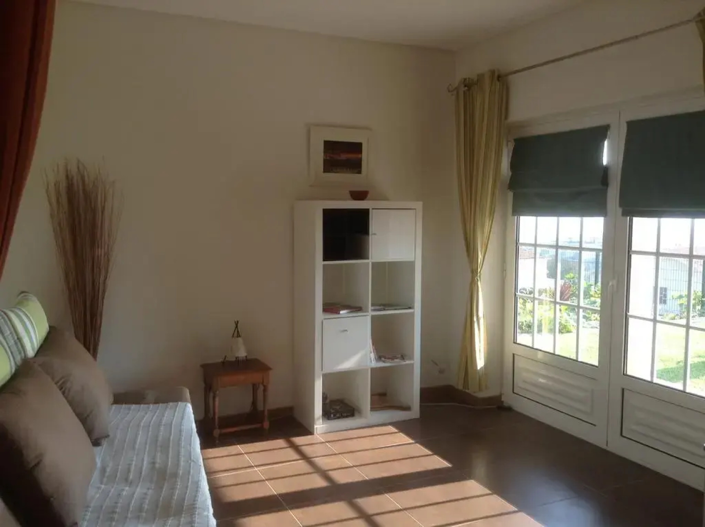 Lovely Sunny-House
