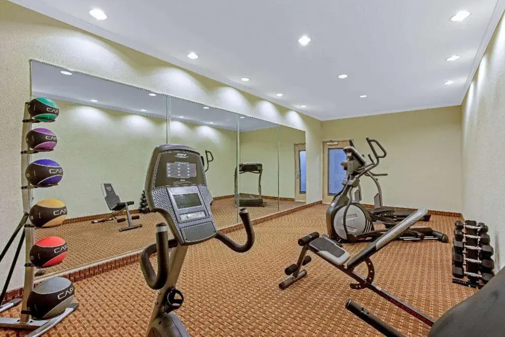 La Quinta Inn & Suites Cleburne