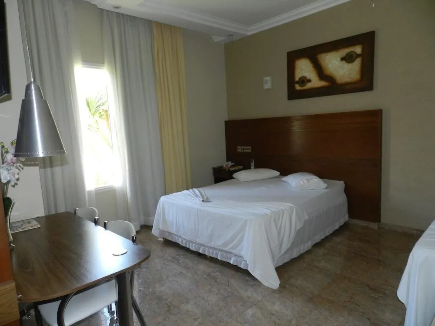 Paradise Inn Hotel e Lazer