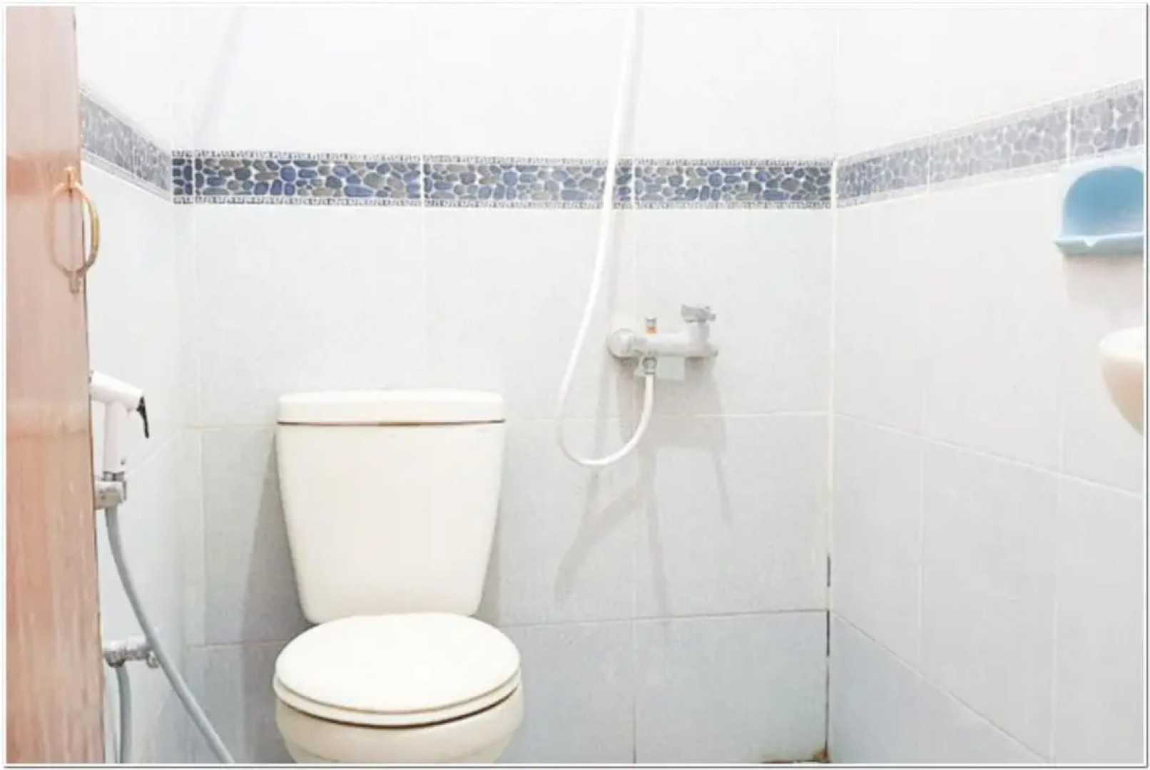 RedDoorz near Bojonegoro Train Station