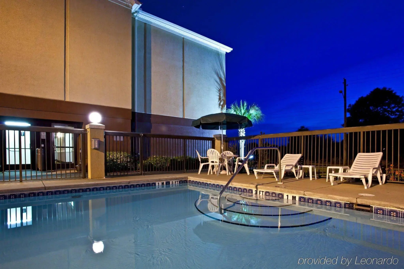 Holiday Inn Express & Suites Milton East I-10 by IHG