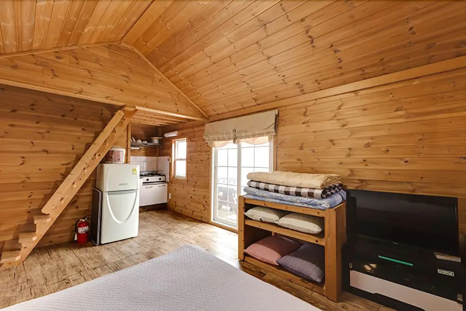 Yeongdeok Darnim Pension