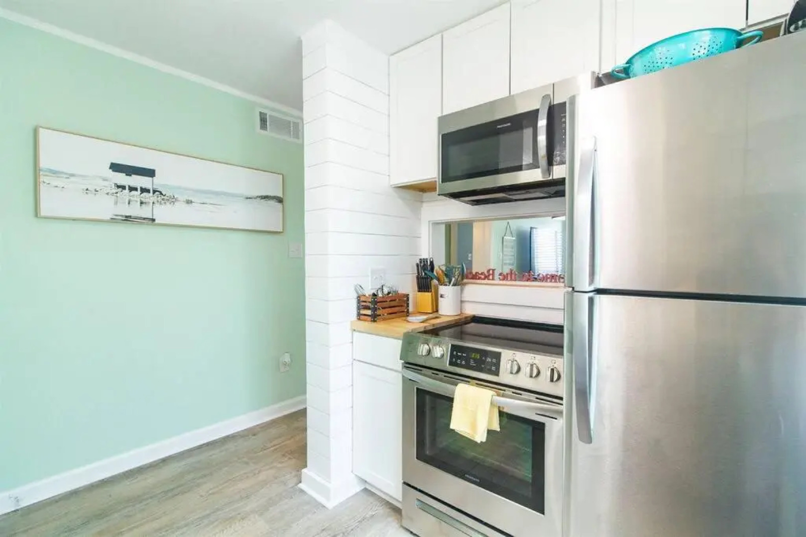 Beach Harbour 16 @ The Carolina Beach Boardwalk - Full Remodel!