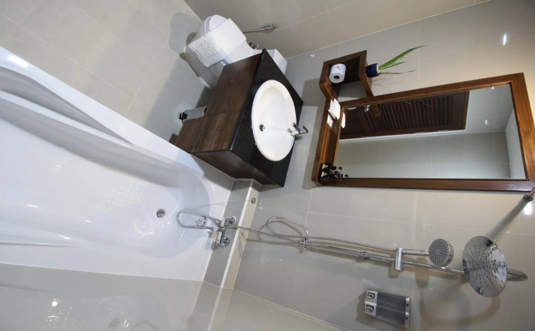 Nonghan Grand Hotel and Resort