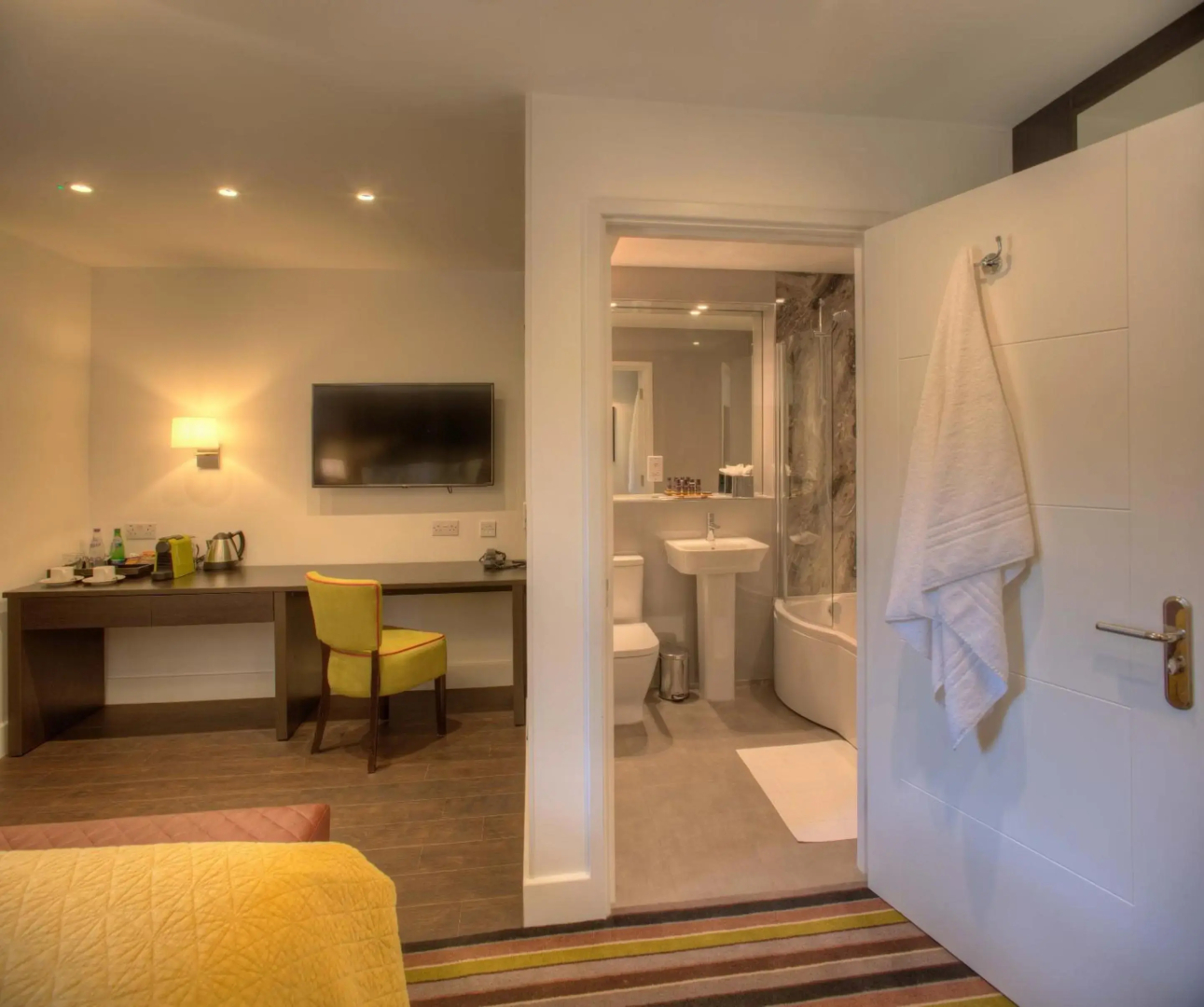 Denbies Farmhouse Accommodation