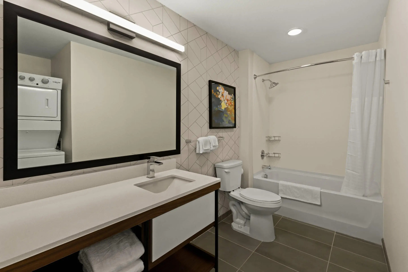 Everhome Suites Somerset - South Brunswick