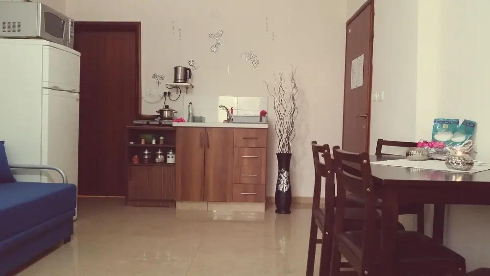 Zimmer Dora Dead Sea