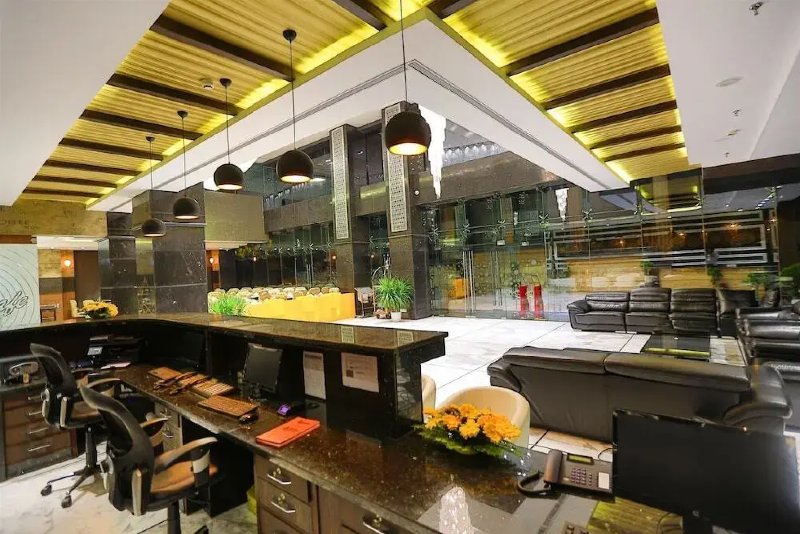 Ranjee's Hotel