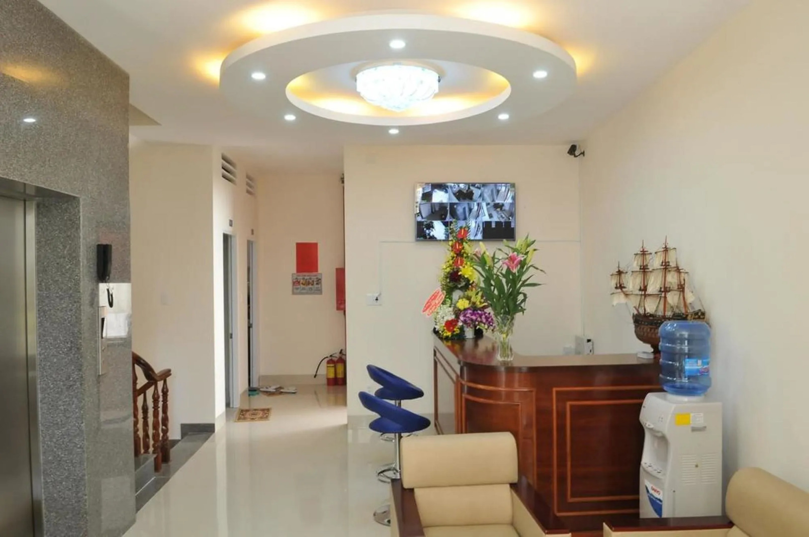 Lotus Apartment Hotel