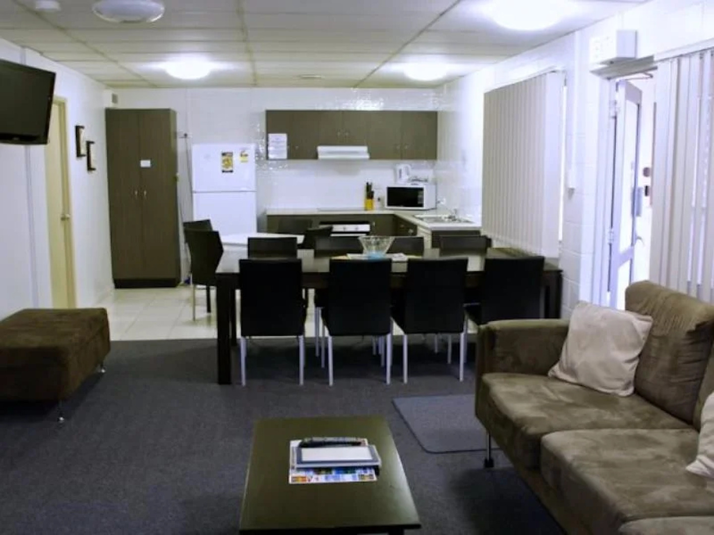 Cedar Lodge Motel Townsville