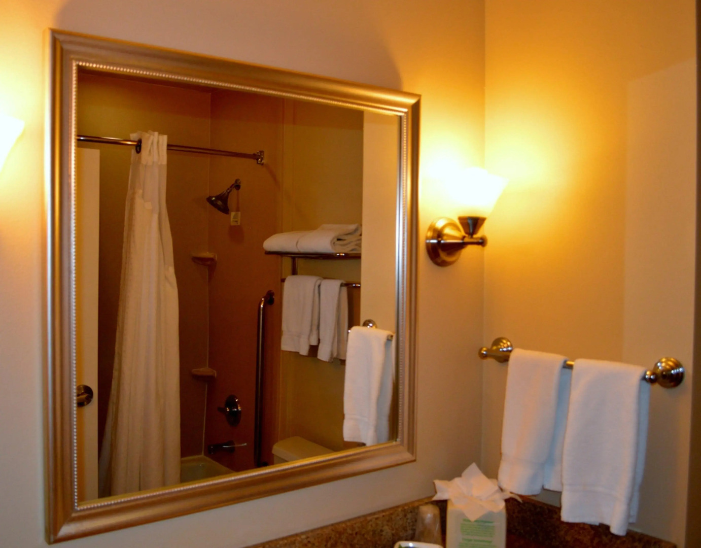 Holiday Inn Express & Suites Tucson by IHG