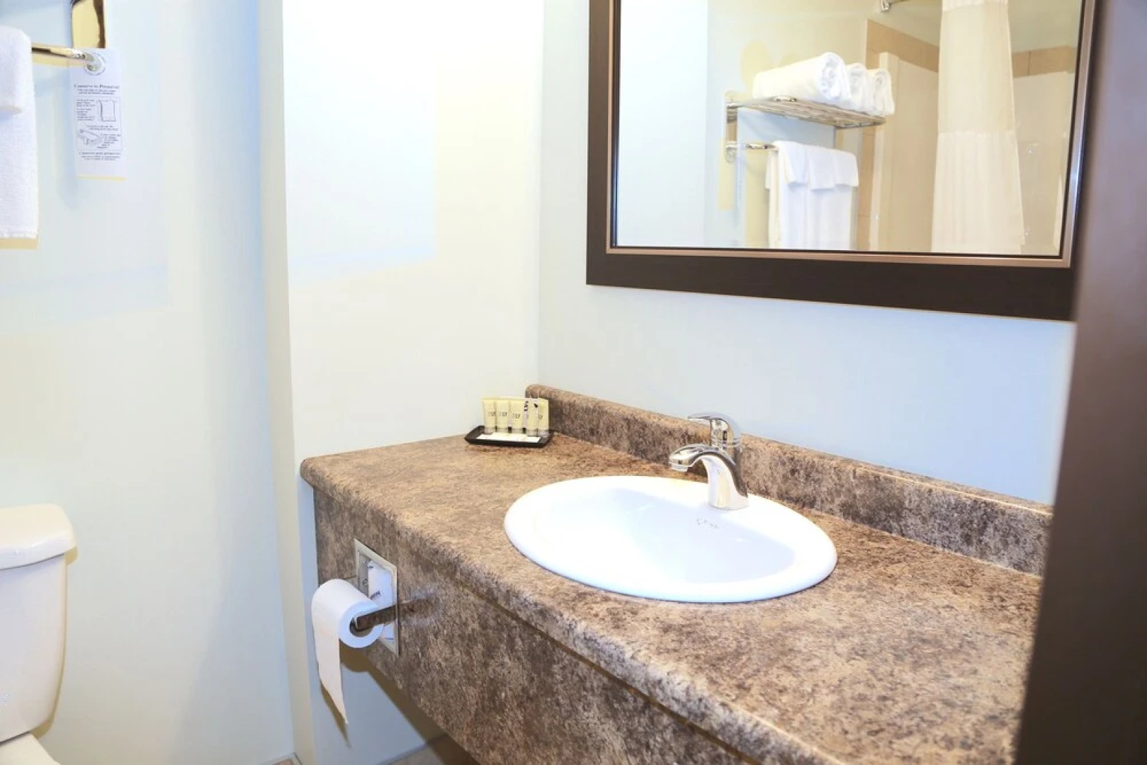 Prairie Moon Inn & Suites Macklin