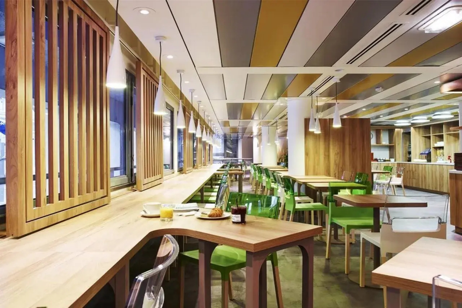 Median Paris Porte de Versailles