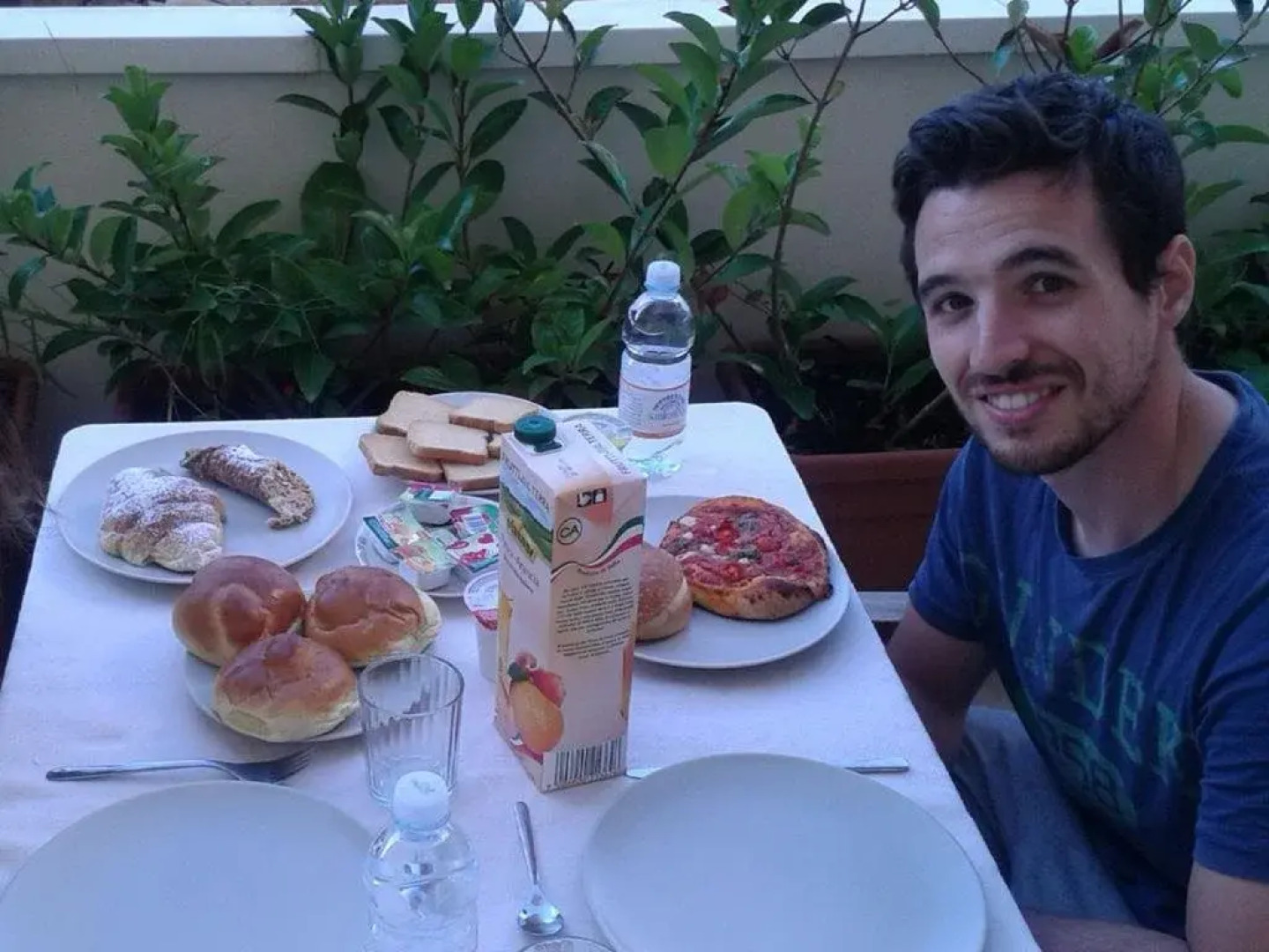 Bed & Breakfast 3Under