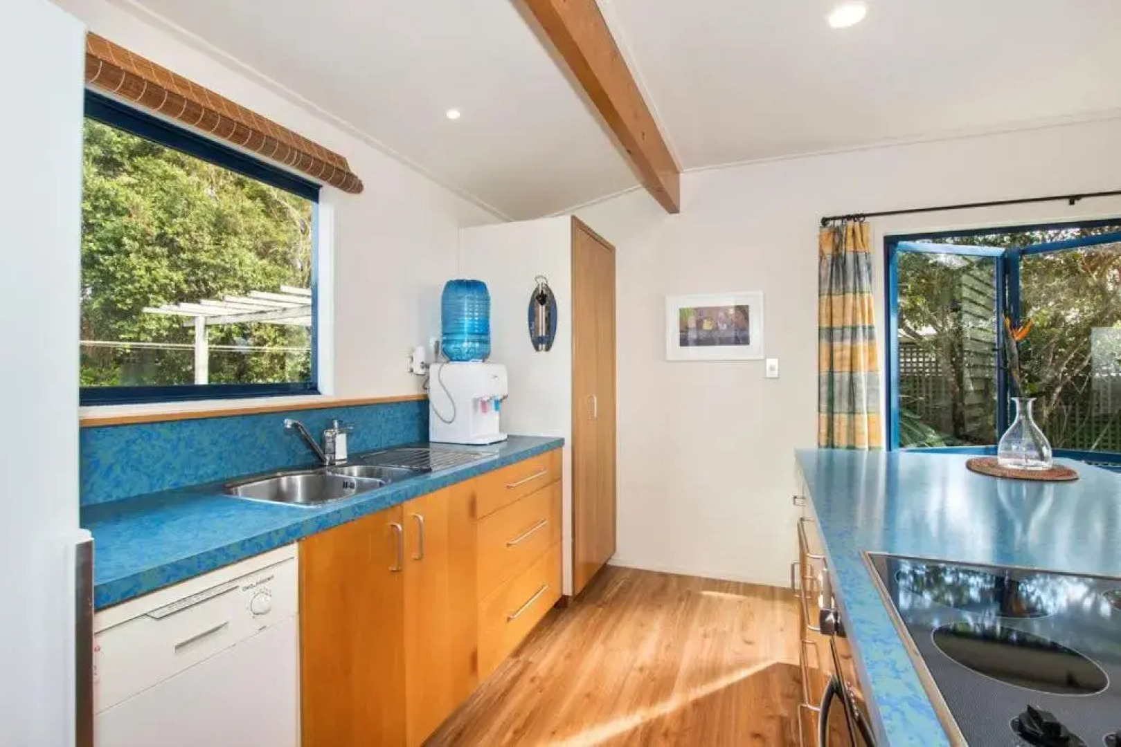 Taste Of Paradise with WiFi!- Mangawhai Heads Holiday Home