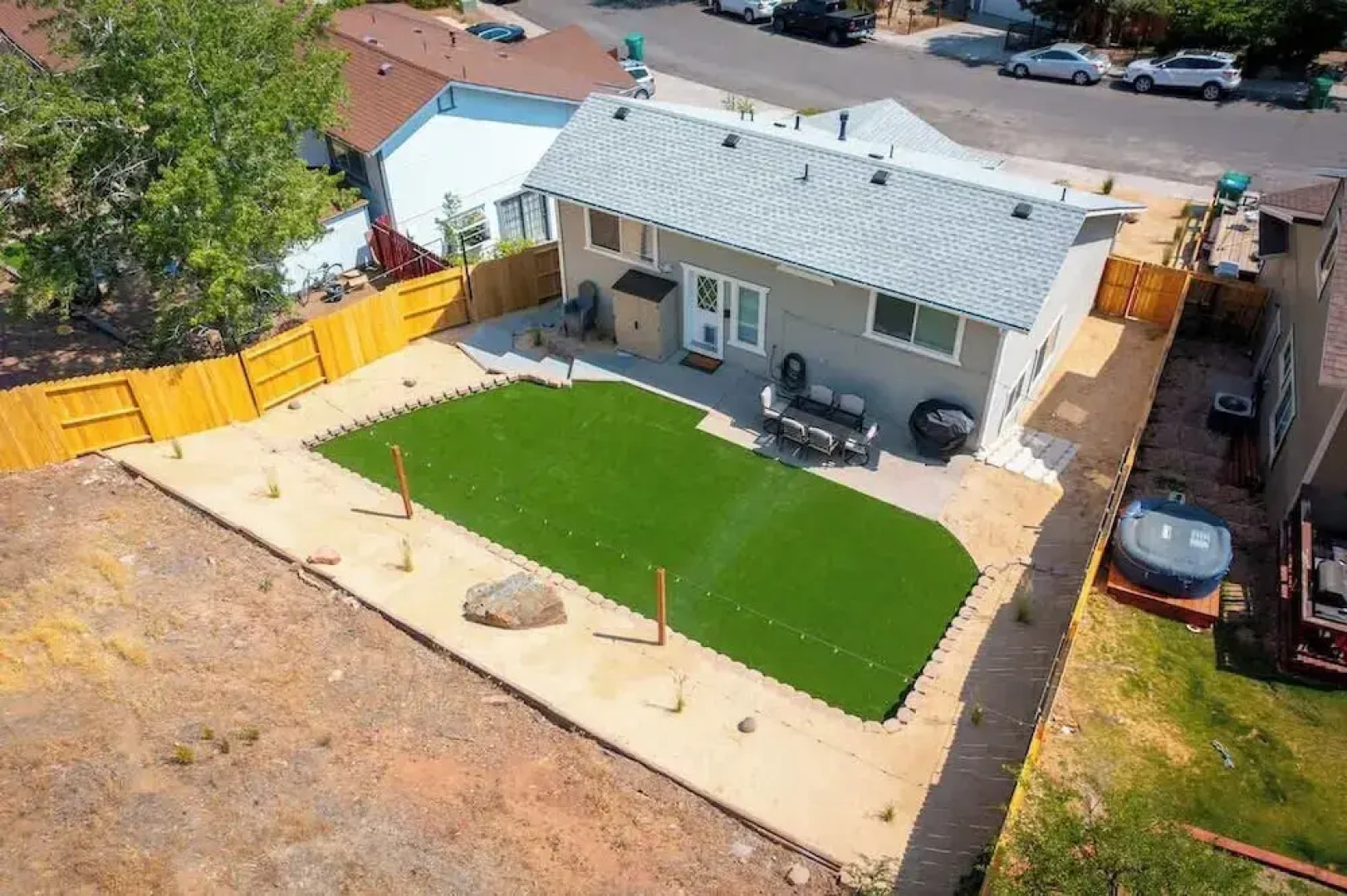 The Deco Retreat - UNR - Pet Friendly