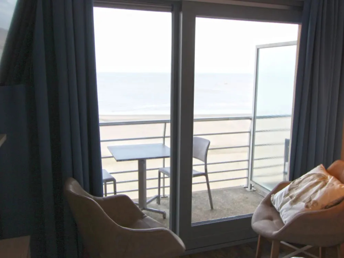 Comfortable Apartment With sea View