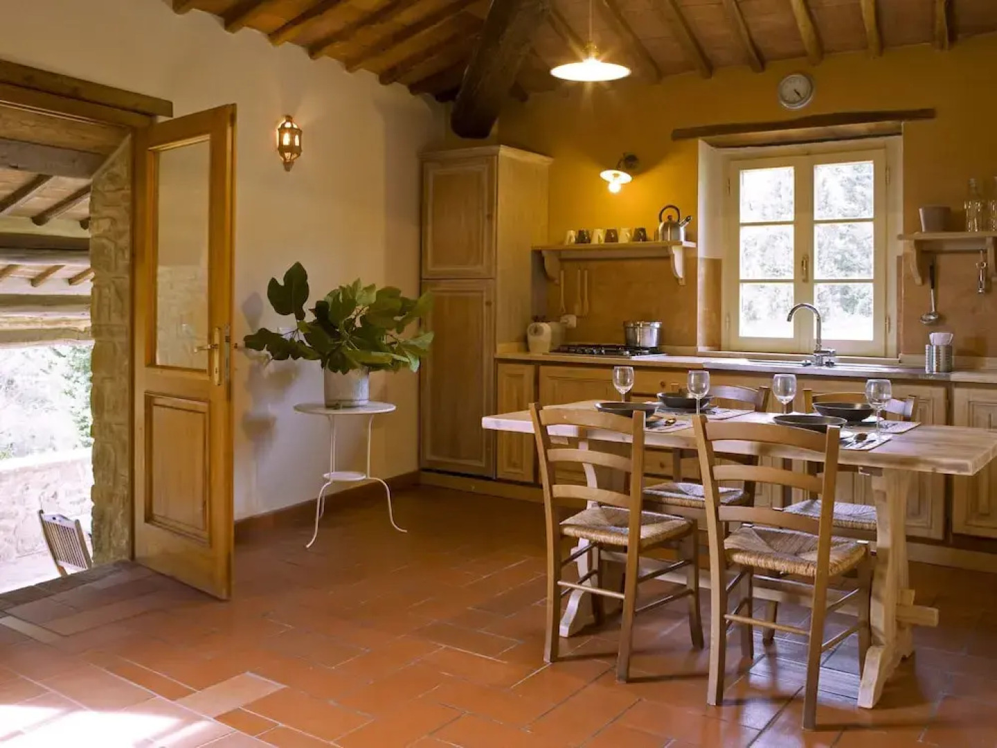 Hill-view Apartment in Lucignano With Private Terrace