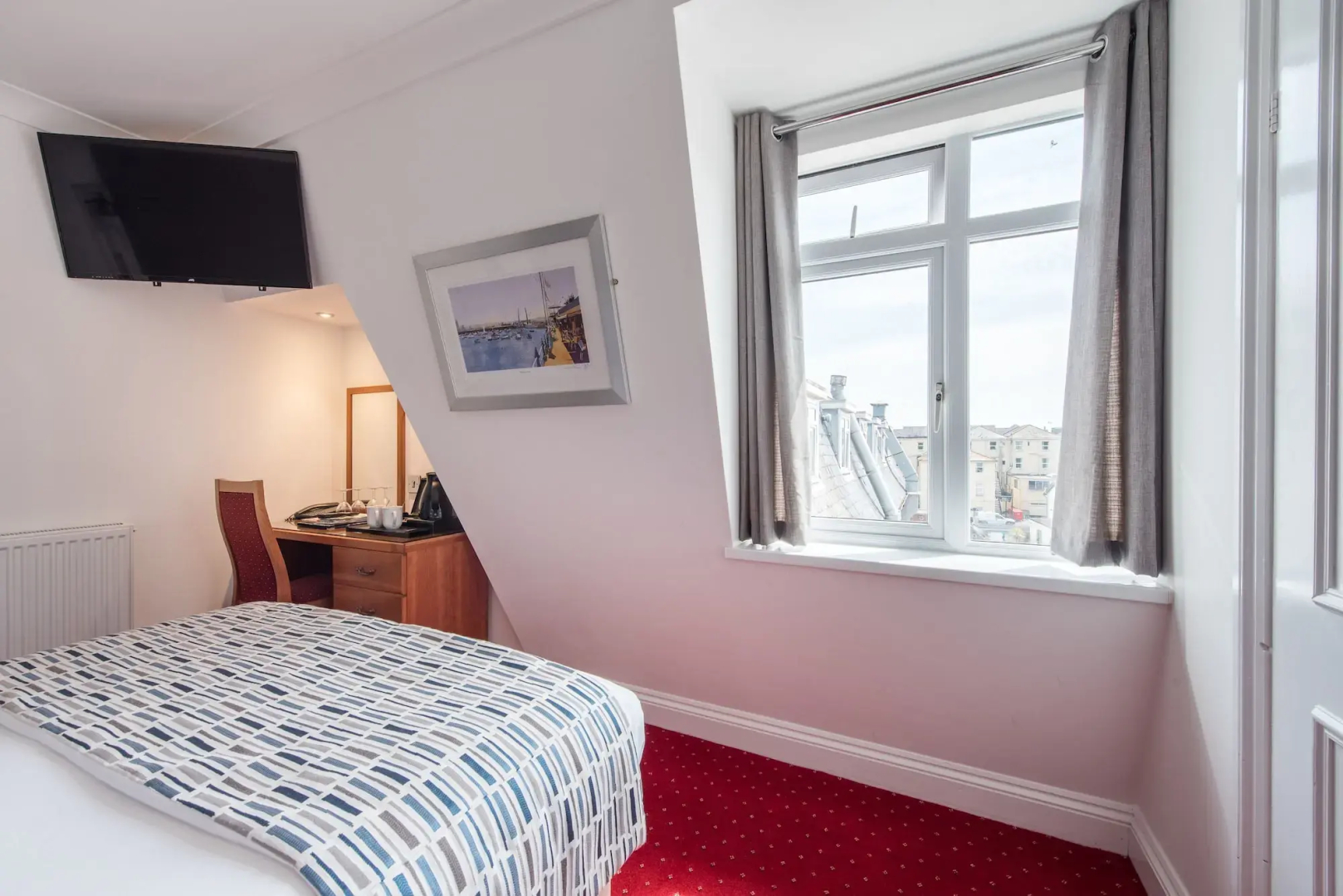 The Queens Hotel
