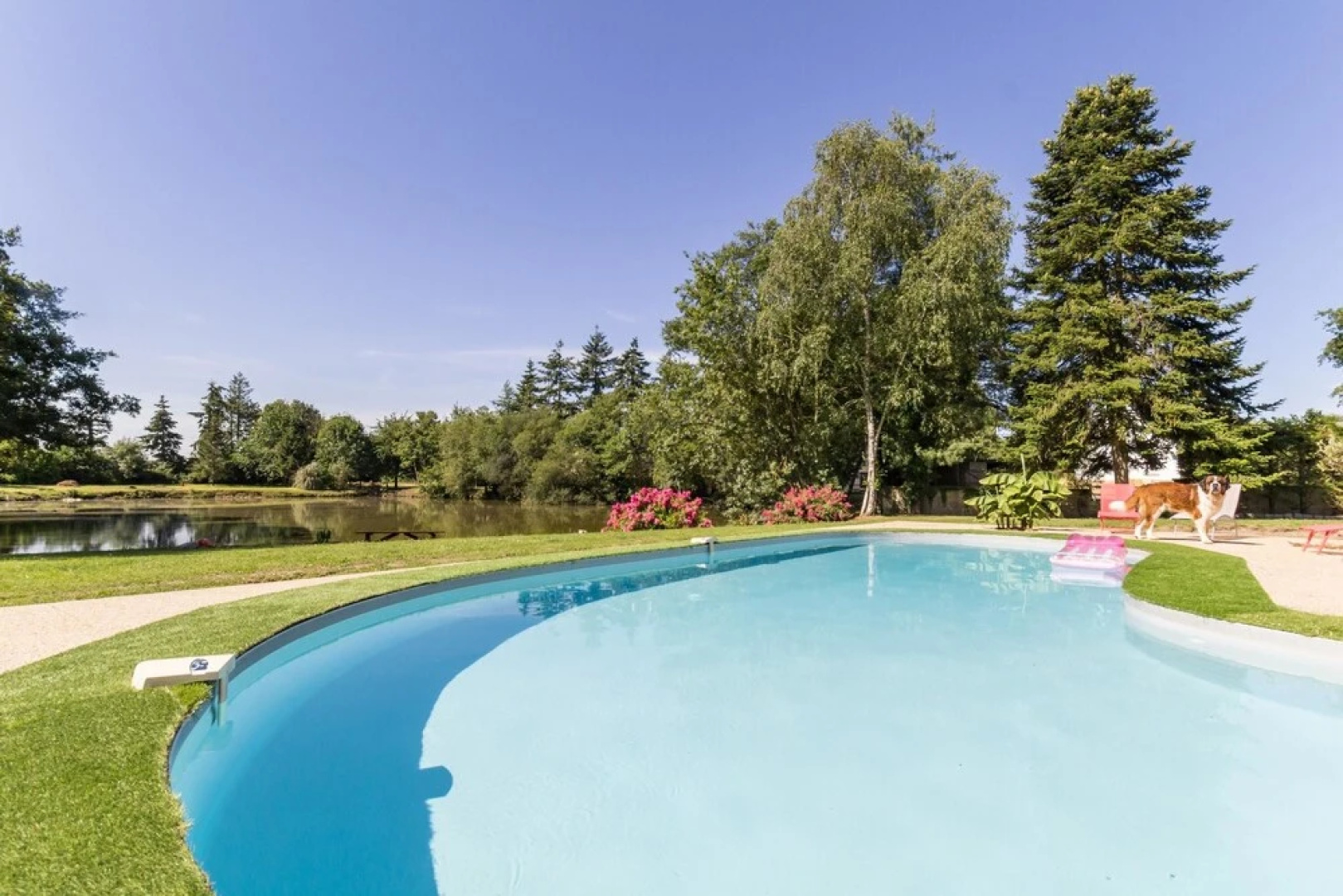 House With 5 Bedrooms in Le Val-saint-père, With Pool Access, Enclosed