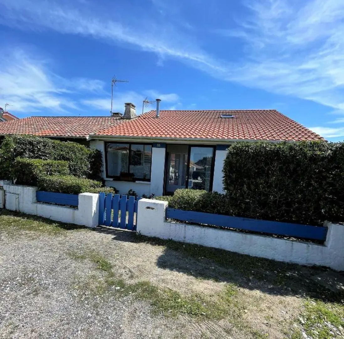 Réf 277 Seignosse LES BOURDAINES , à proximité immédiate de la plage, Villa patio classée 2 étoiles , 8 personnes